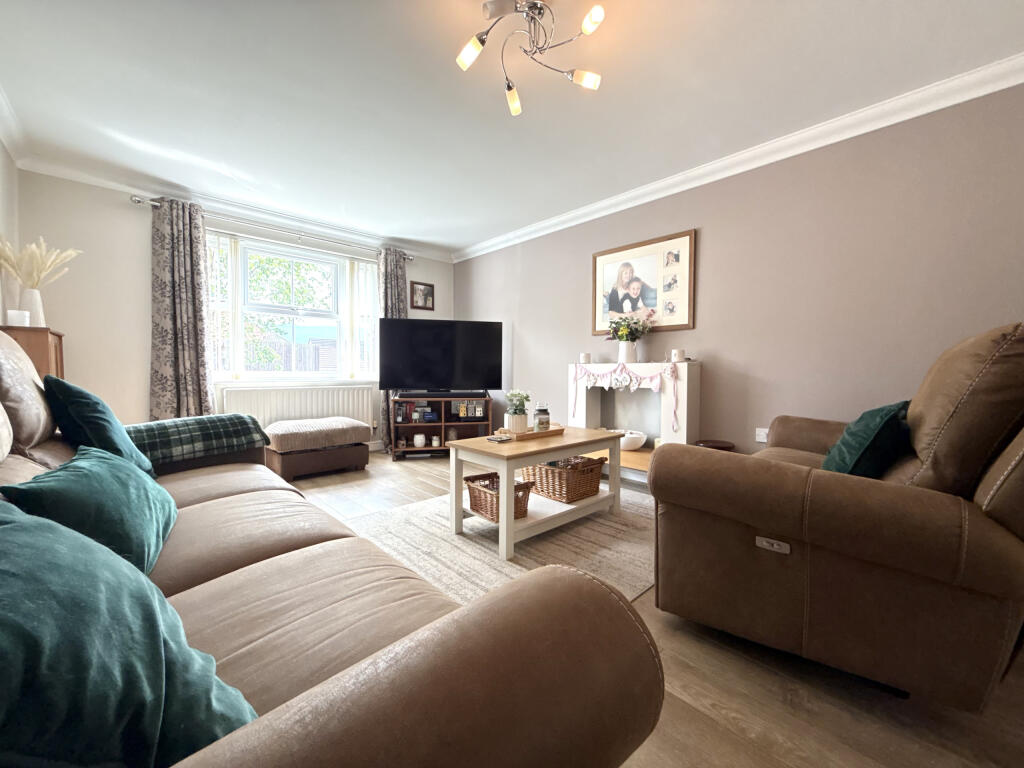 House in Cardiff, Cwmbach - View 3