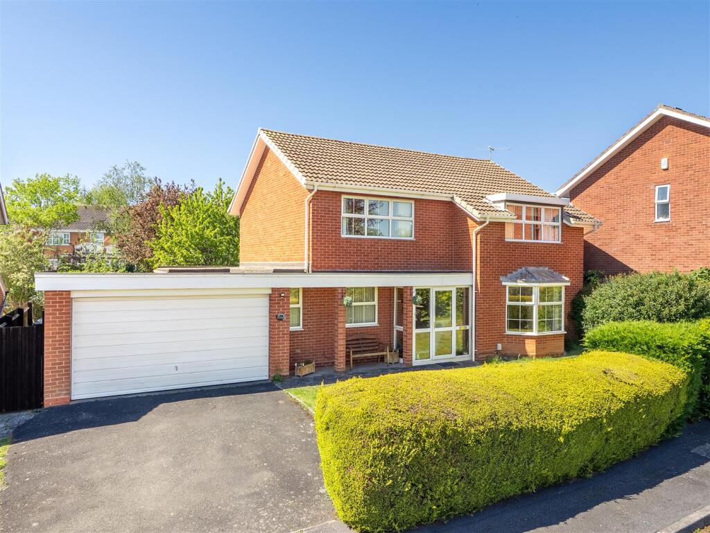 Main image of property: Monument Way, Stratford-upon-Avon