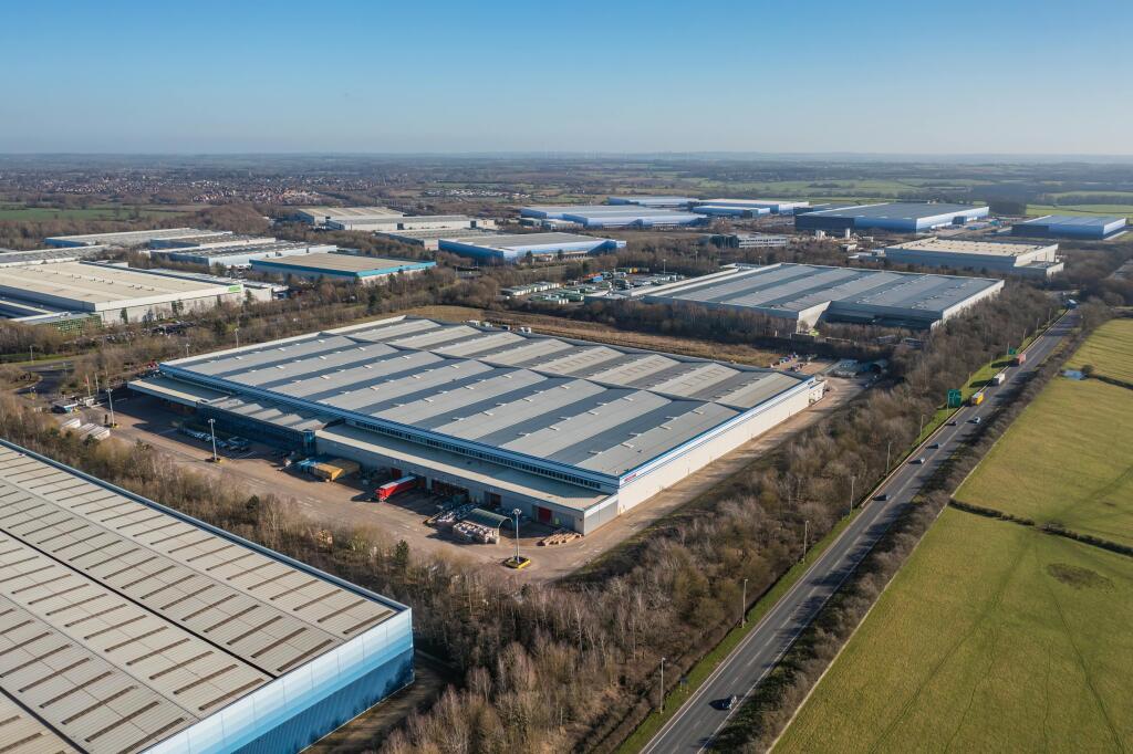 Nissan Magna Park Lutterworth43.jpg