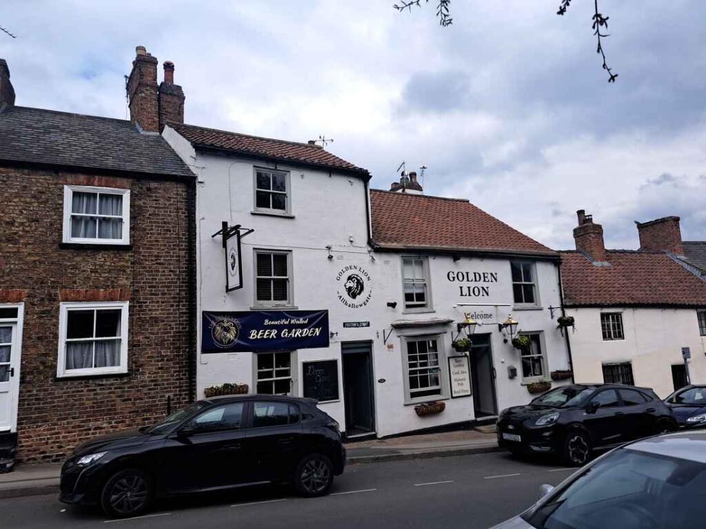 Main image of property: N-526390 - Golden Lion, 69-70 Allhallowgate, Ripon HG4 1LE