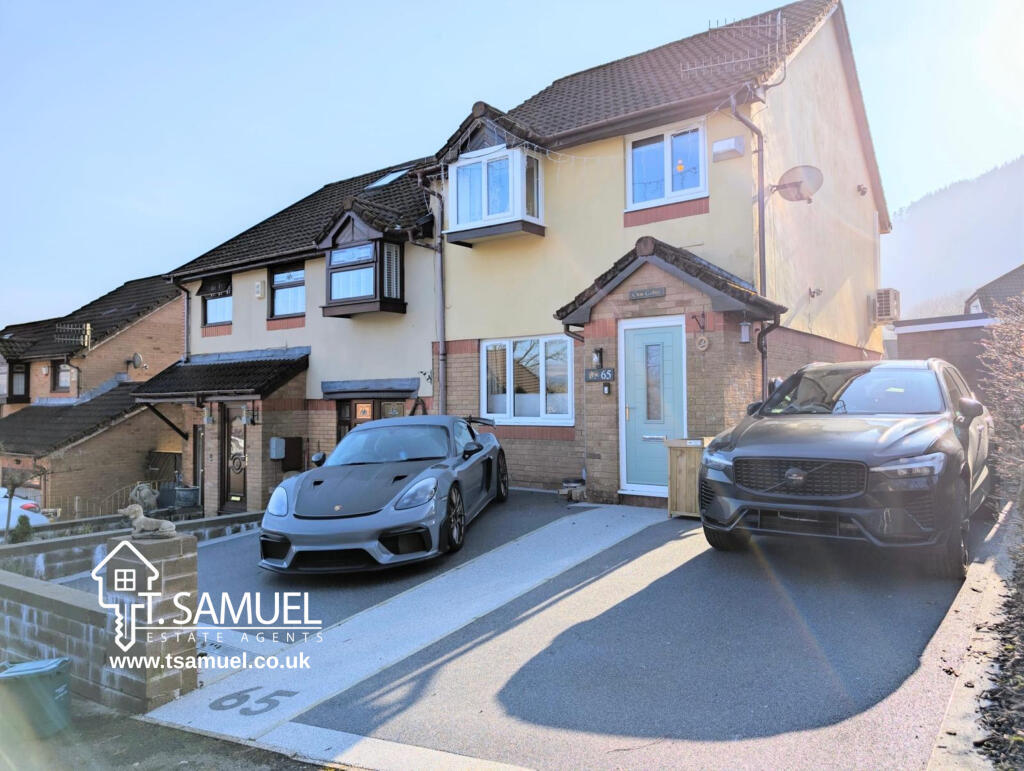 Main image of property: Forest View, Mountain Ash, Rhondda Cynon Taf, CF45 3DU