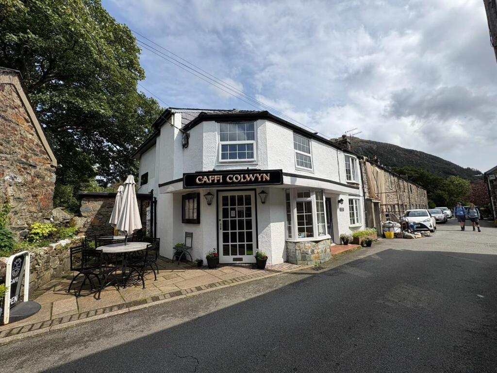 3-bed apartment on 'Caffi Colwyn', Church Street, Beddgelert, £495,000