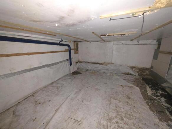 Basement 2.jpg