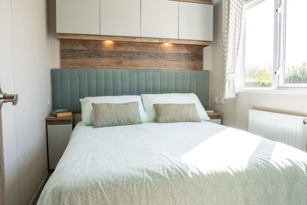 Willerby Brookwood, Beverley Park, Goodrington, Paignton, Devon, TQ4 7JE - View 4