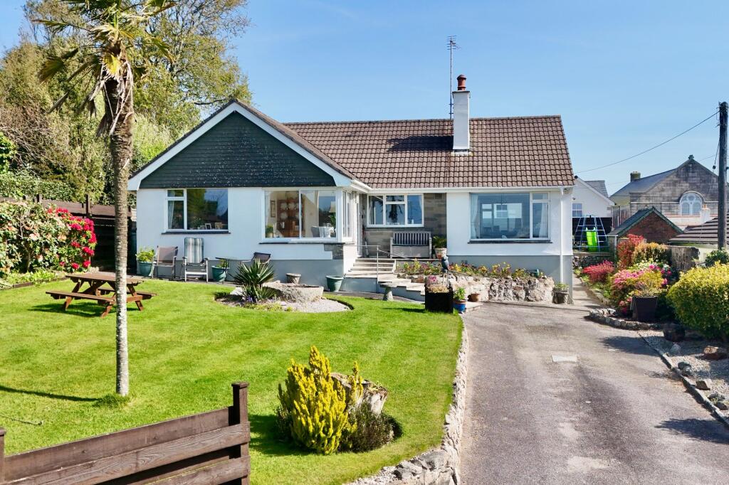 Main image of property: Bowling Green, Constantine, TR11