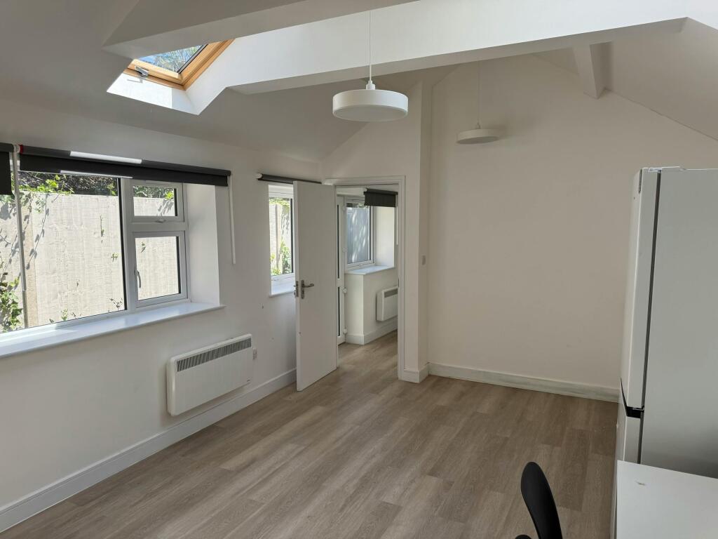 157 Camberwell Road internal.jpg