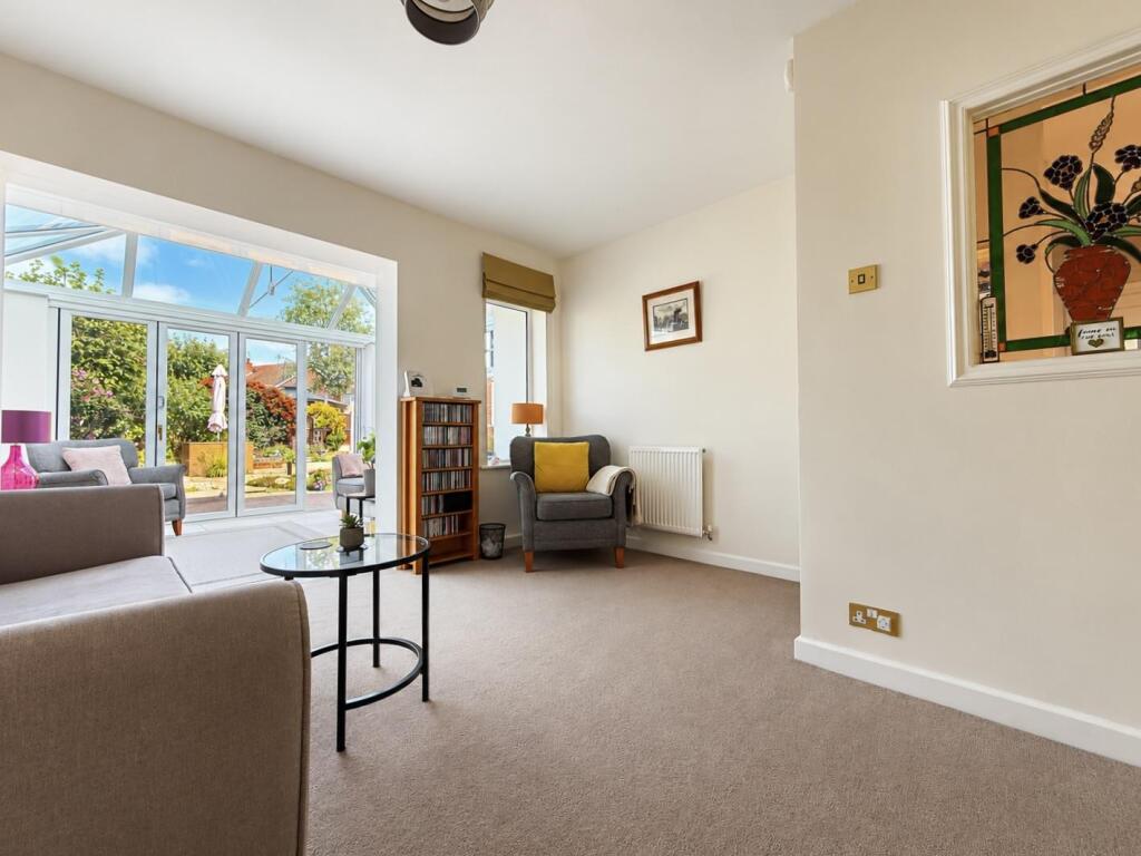 House in Oadby and Wigston, South Wigston - More