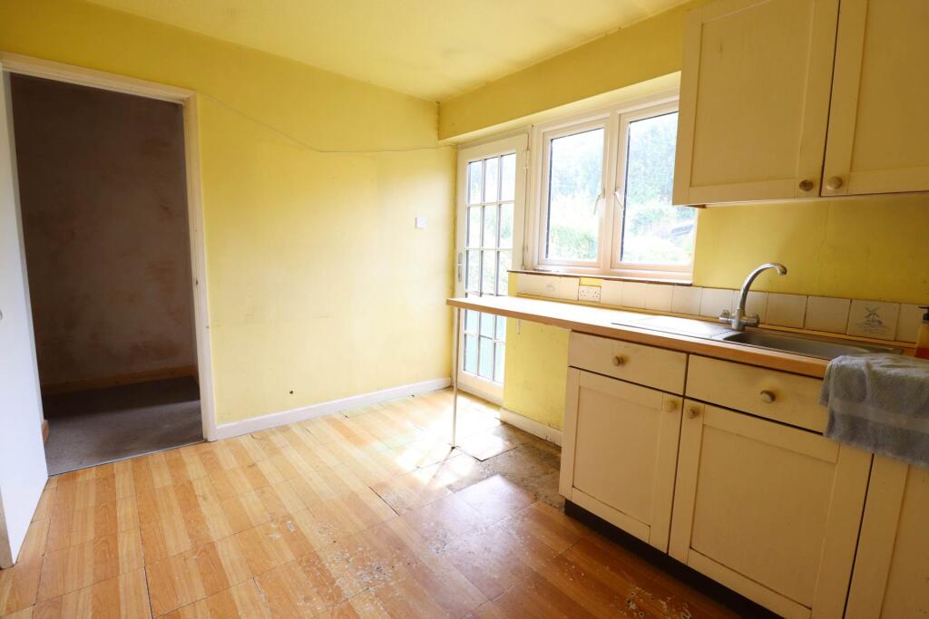House in Swindon - View 5