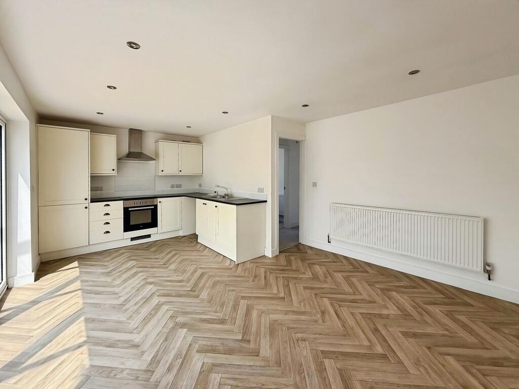 Hamilton Drive, Warsop, Mansfield - View 4