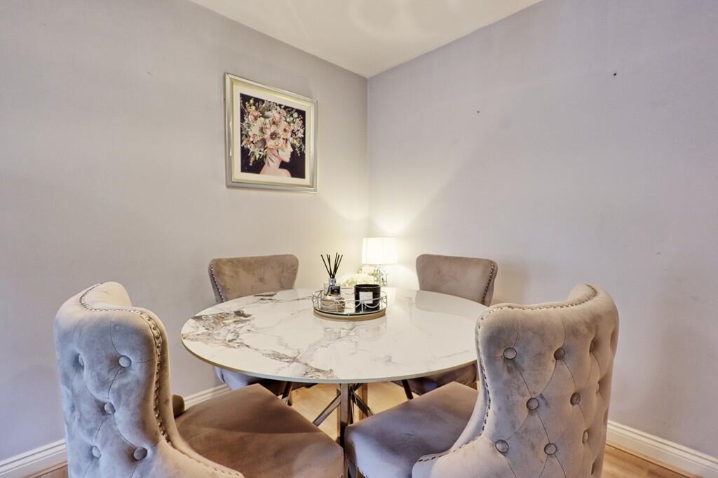 Apartment in Rochford, Rayleigh - View 5