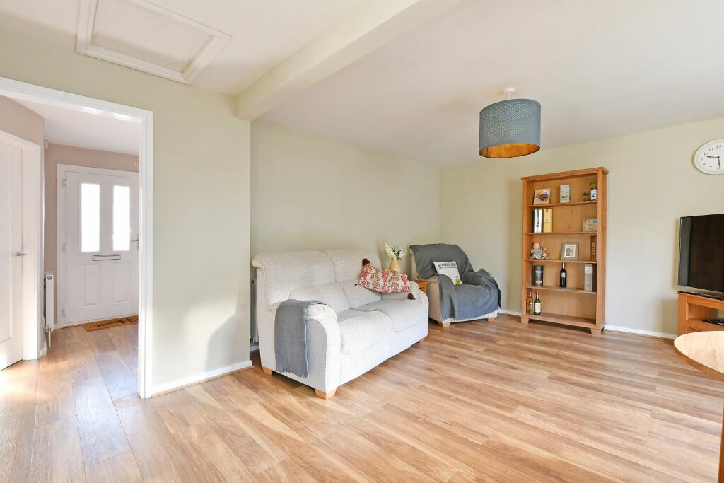 Wilson Road, Coal Aston, Dronfield, Derbyshire, S18 photo 3