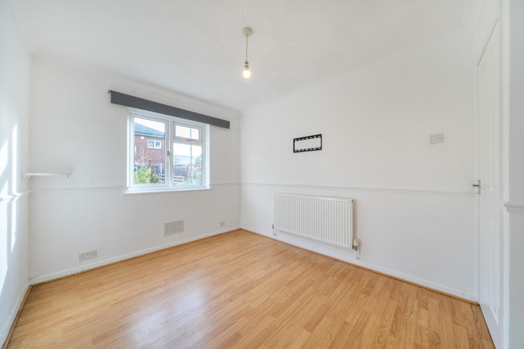 Apartment in Dartford - View 5