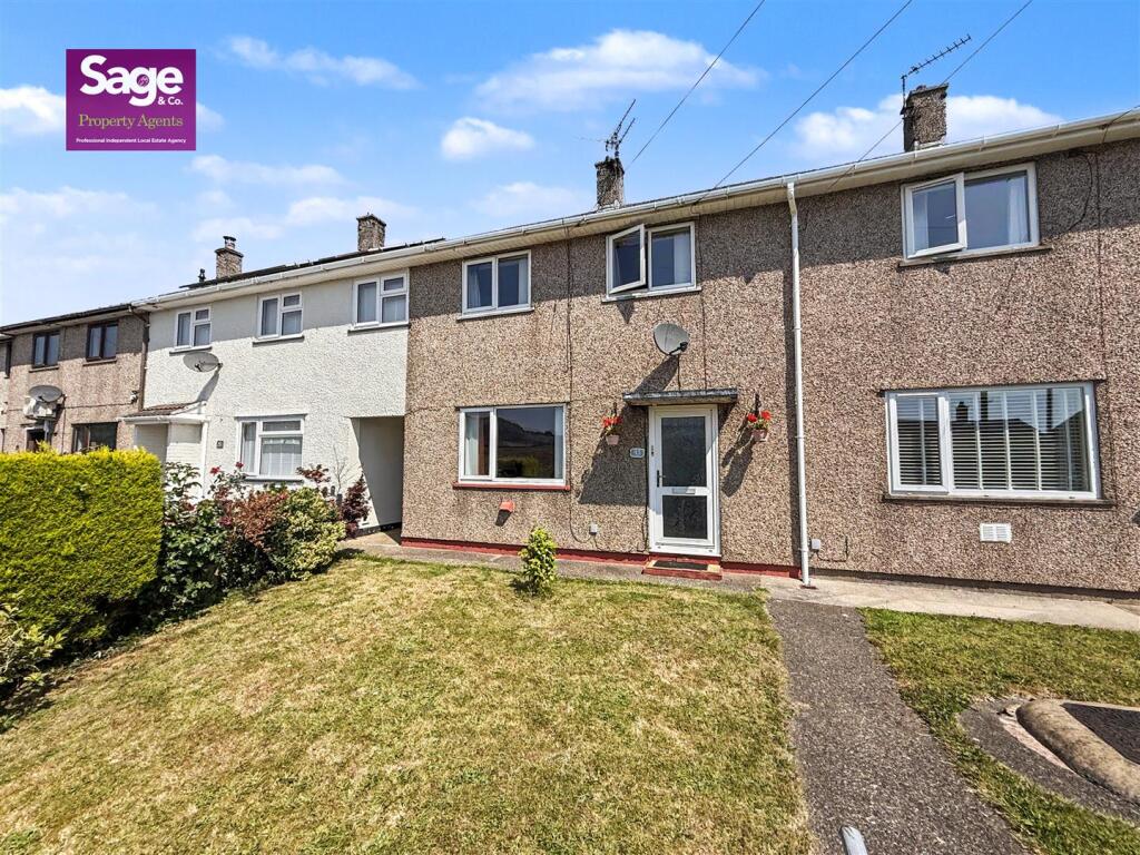 Main image of property: Elm Drive, Risca, Newport
