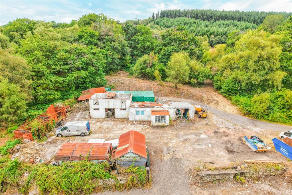 Approx 3.02 acres of land to the rear of Landraw Road, Pontypridd CF37 1EU - View 3
