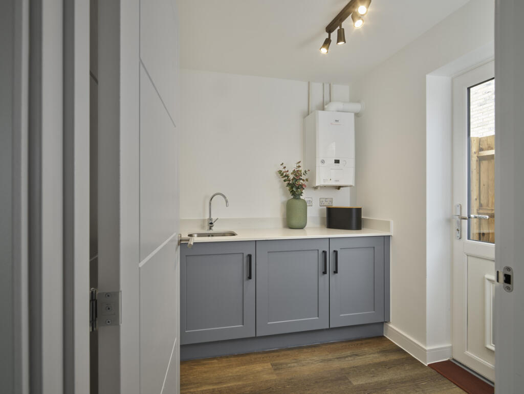 House in East Hertfordshire, Maltings Place, Thorley - More