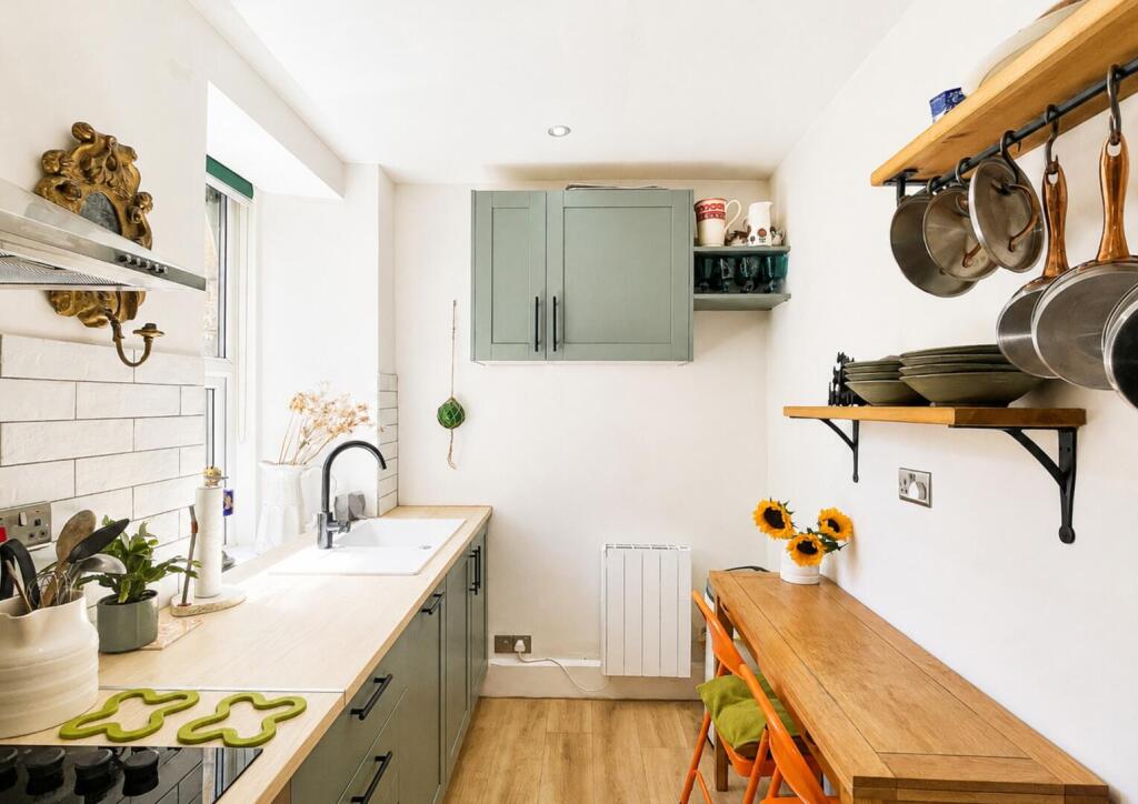 Apartment in Bath, Frome - View 4