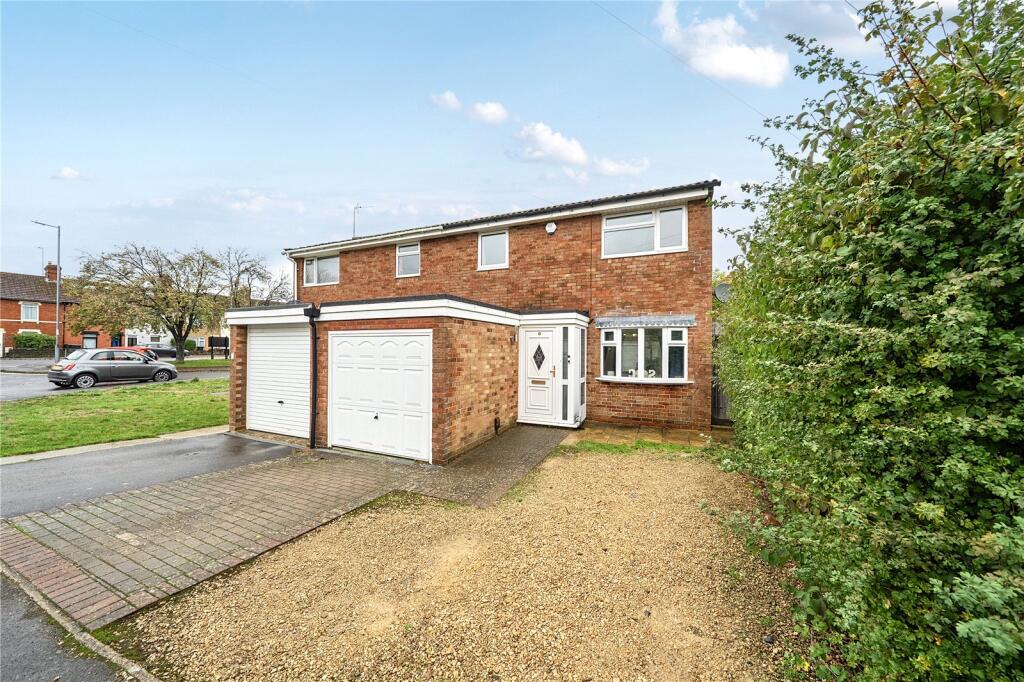 Moore Close, Wroughton, SN4