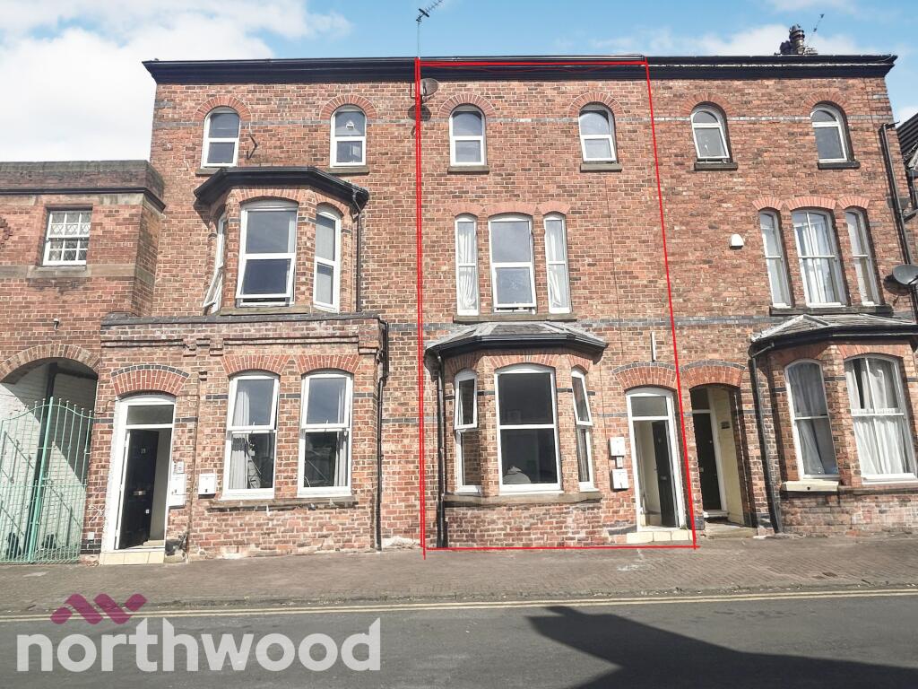 6-bed flat on Bath Street North, Southport, PR9, £315,000