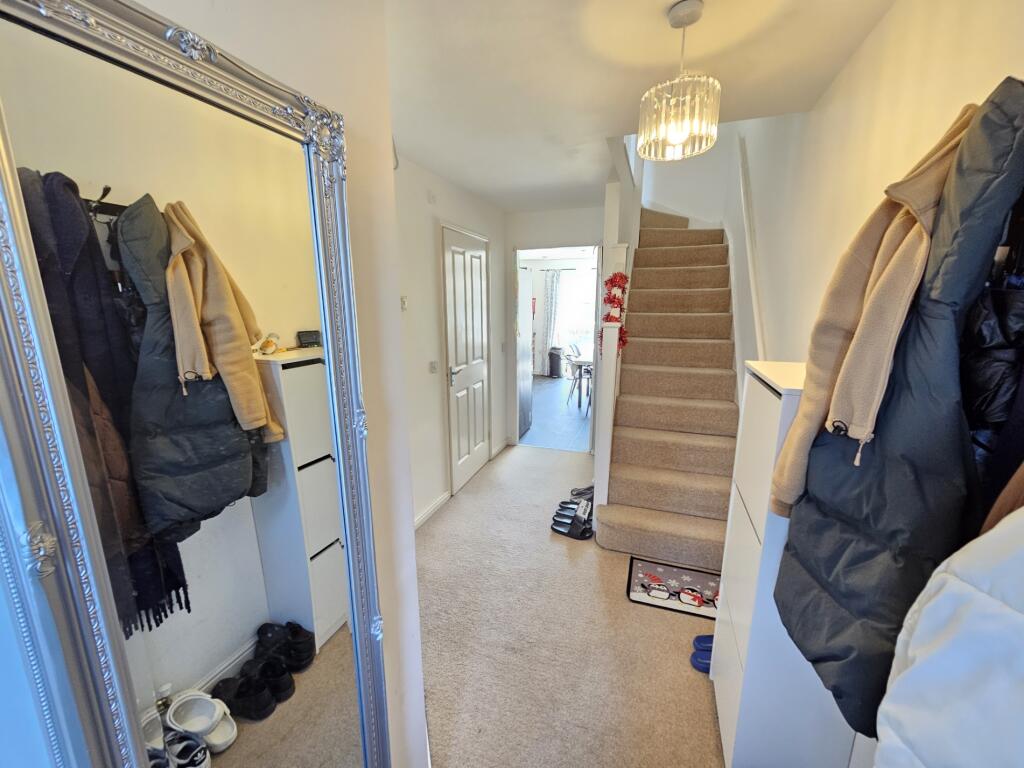 Guide Post Road, Manchester, M13 photo 3