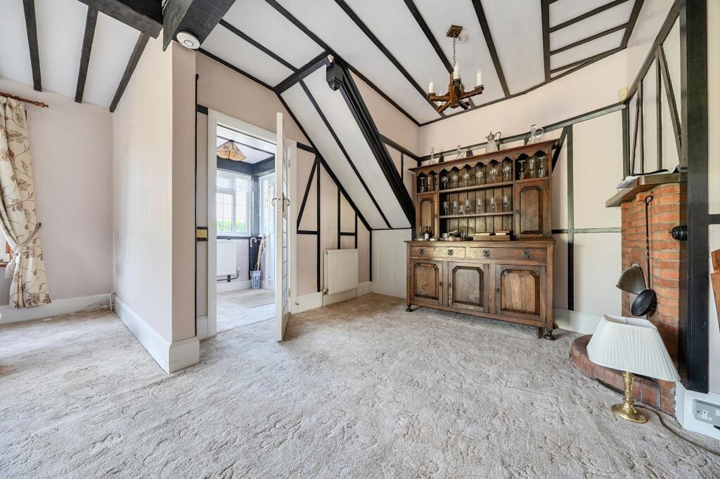 House in Portsmouth - More
