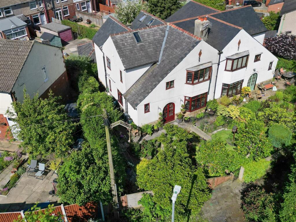 4-bed semi-detached on Stocks Gardens, Mytholmroyd, Hebden Bridge, £400,000