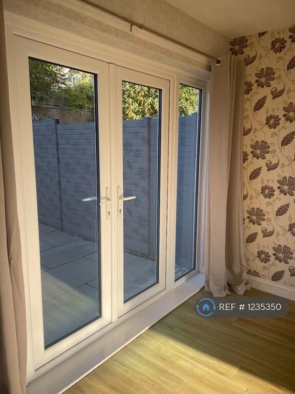 House in Leeds - View 4