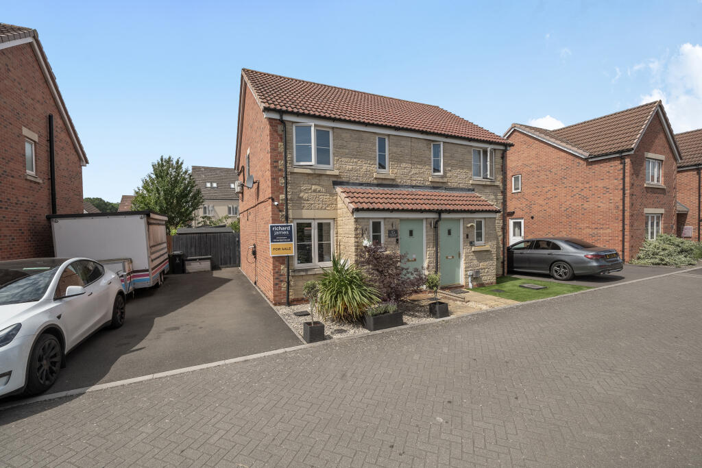 Main image of property: Wincombe Road, Swindon, SN3 6EJ