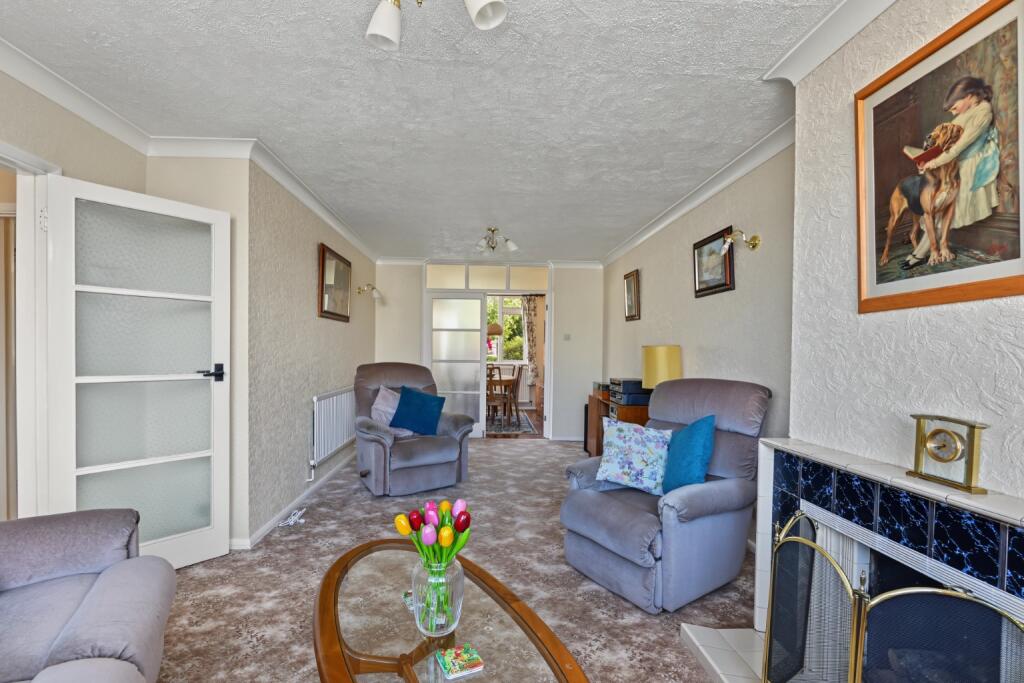 House in Gillingham, Medway - View 5