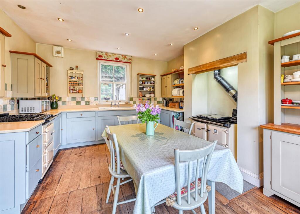 9 Oldbury Wells, Bridgnorth photo 3
