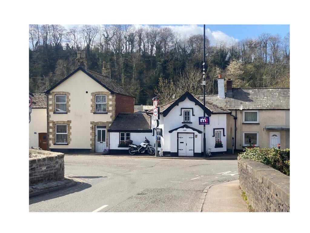 Main image of property: Woodside, Llanbadoc, Usk, NP15