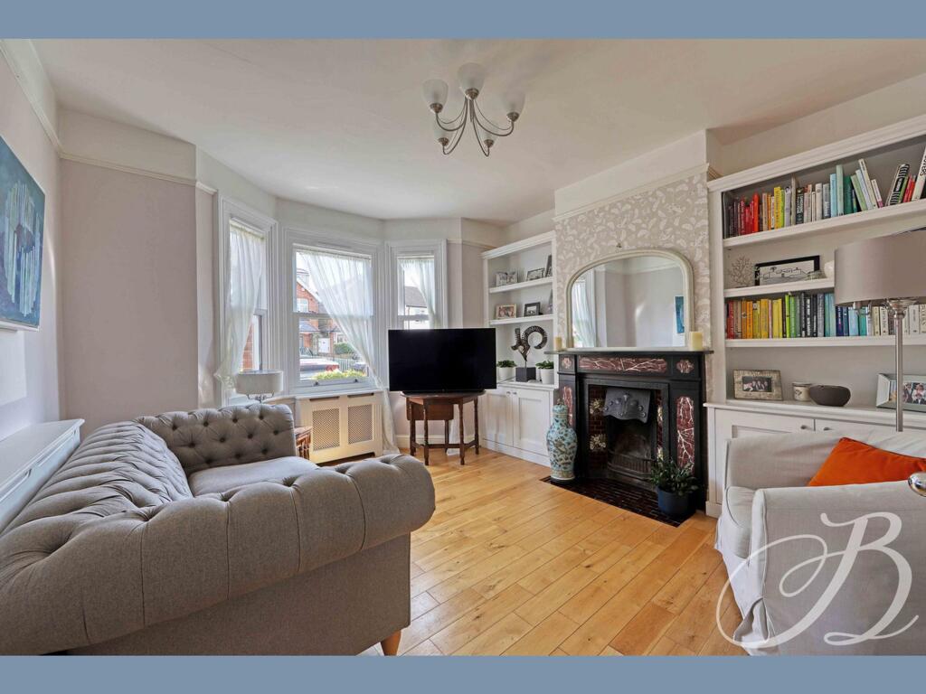 Furlong Road, Bourne End, SL8 photo 2