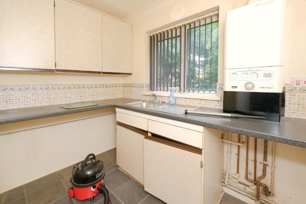 Awsworth Road, Ilkeston, Derbyshire, DE7 photo 4