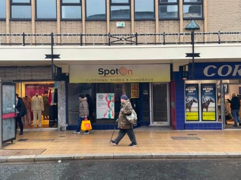 Main image of property: 39 Market Street, Halifax, HX1 1PB