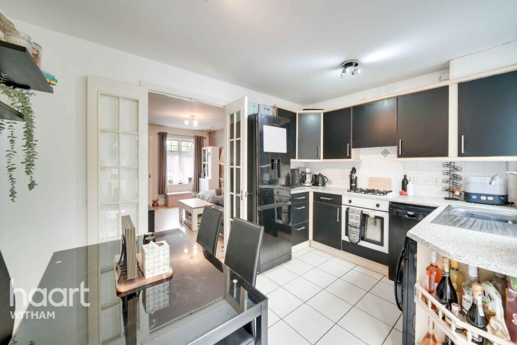 House in Chelmsford - View 2