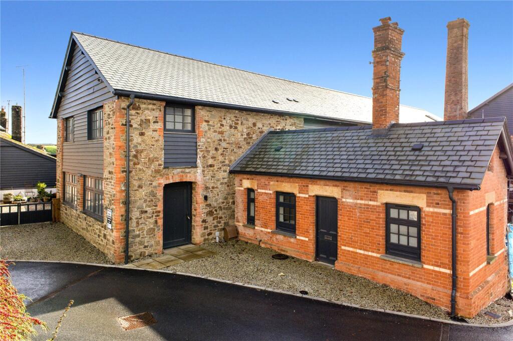 3-bed house on Old Tannery Drive, East Street, South Molton, Devon, EX36, £385,000