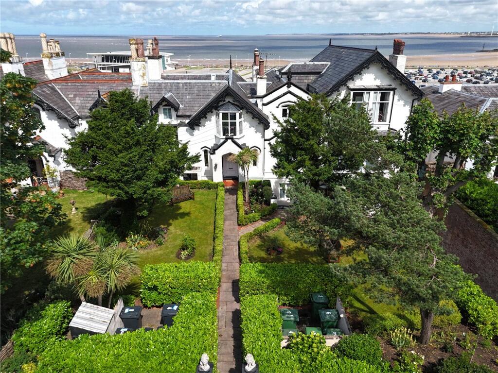 Apartment in Wallasey, New Brighton