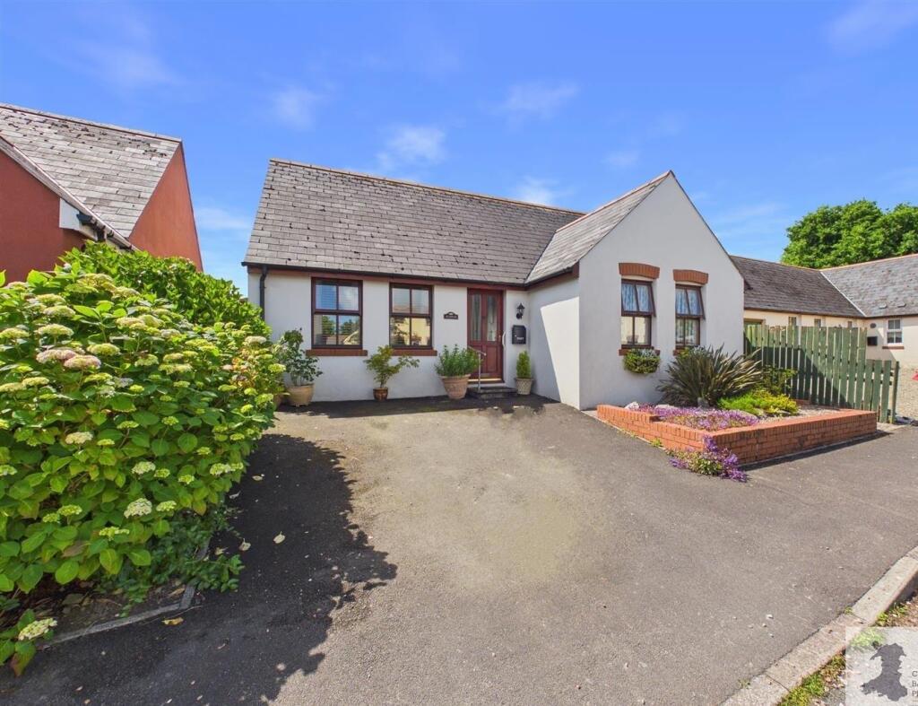 Main image of property: Heol Ty Newydd, Cilgerran, Cardigan