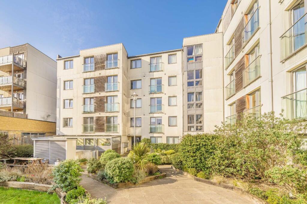 Main image of property: Garden Road, Richmond