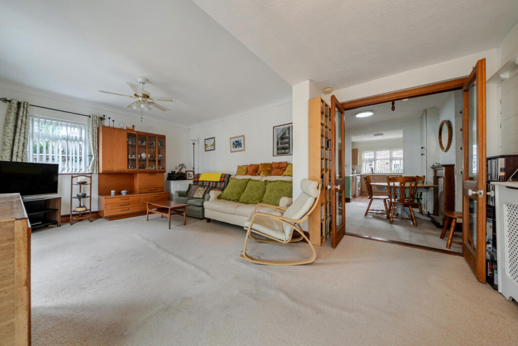 House in Bromley - View 4