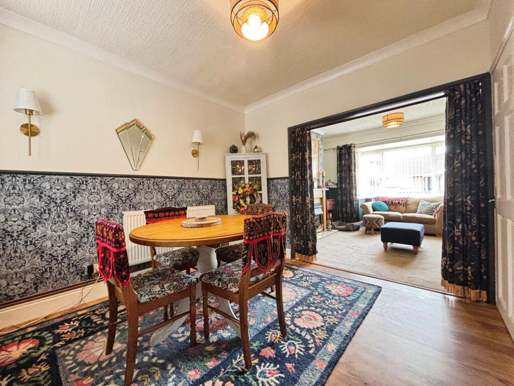 House in Sleaford, Heckington - More