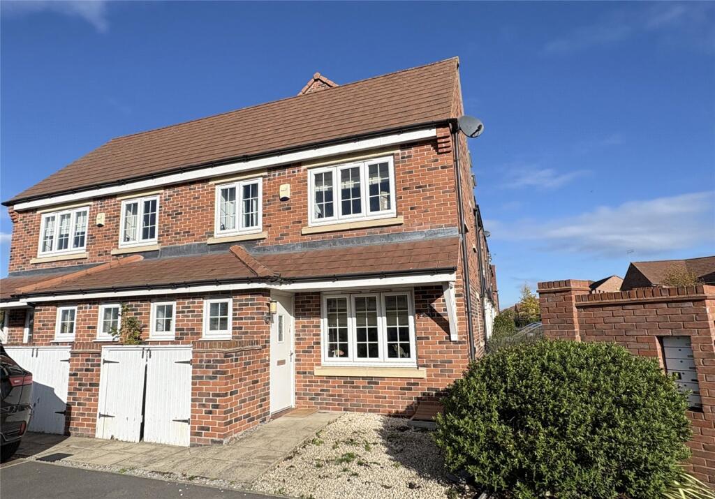 Main image of property: River View, Trent Lane, Newark, Notts, NG24
