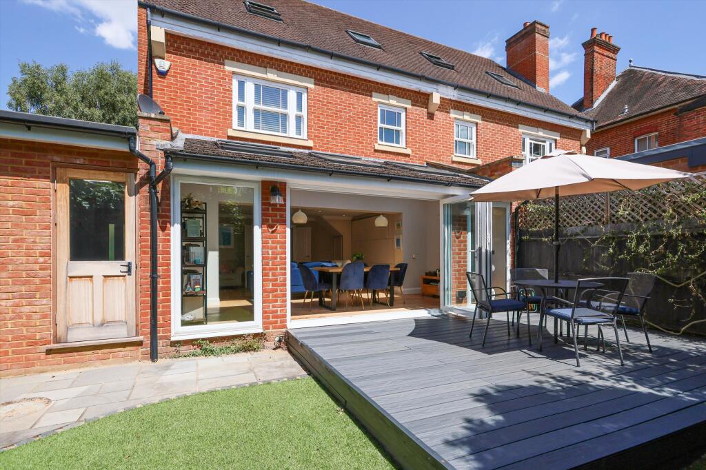 Pyrcroft Lane, Weybridge, Surrey, KT13 photo 4