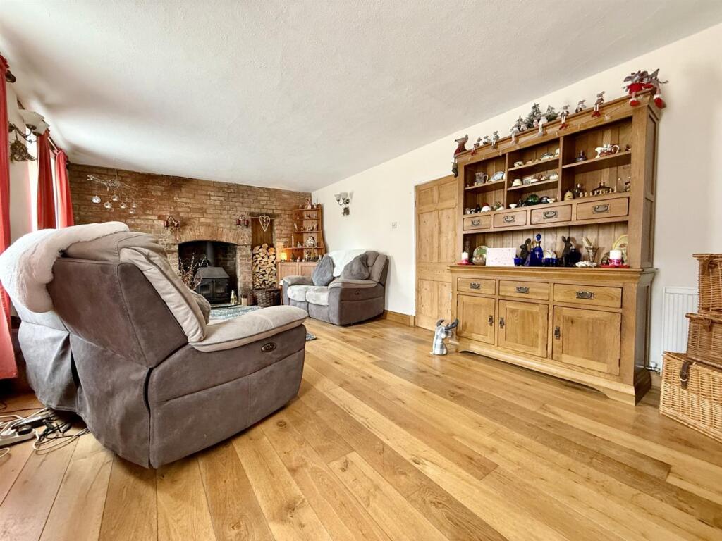 Alkerton, Eastington, Stonehouse - View 2