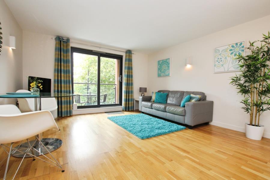 Apartment in Bristol - View 5