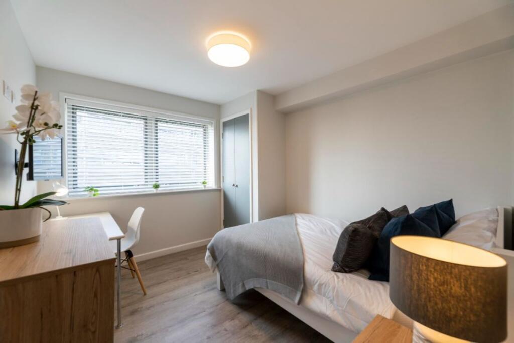 Apartment in Newcastle upon Tyne - More