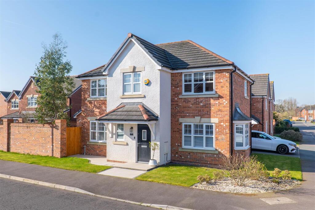 3-bed detached on Shaw Green Crescent, Euxton, Chorley, £389,995