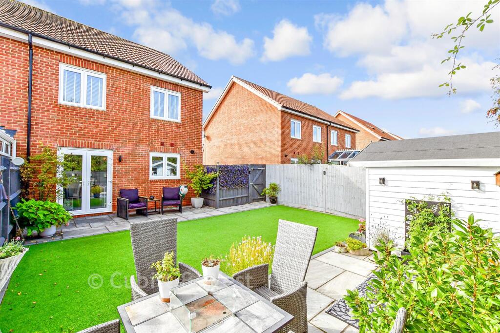 House in Brighton - View 2