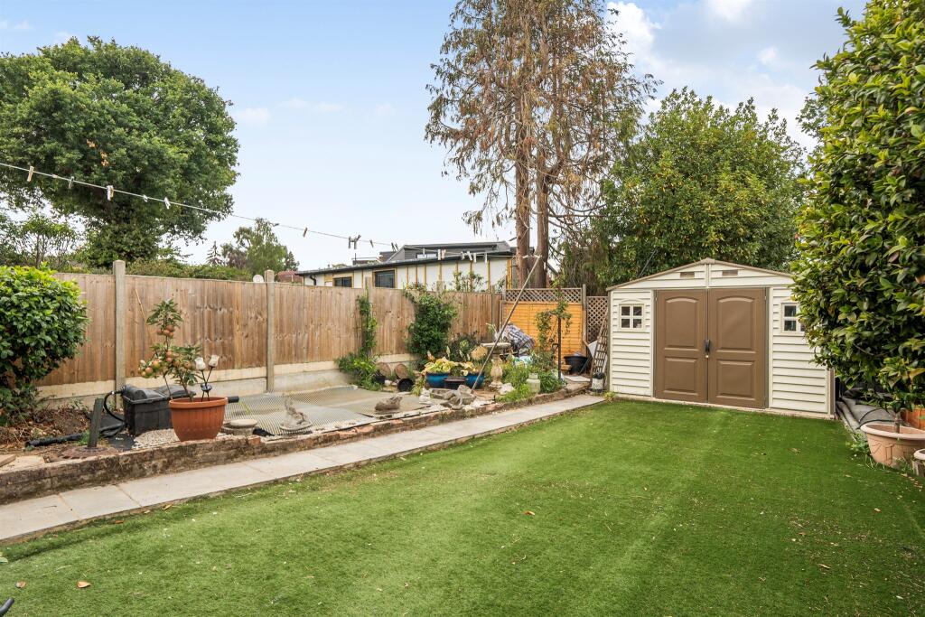 House in Enfield - View 2
