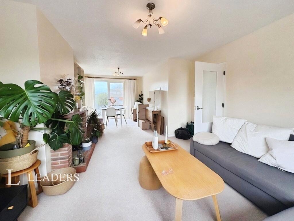 Main image of property: Thornton Way, Girton, Cambridge, CB3