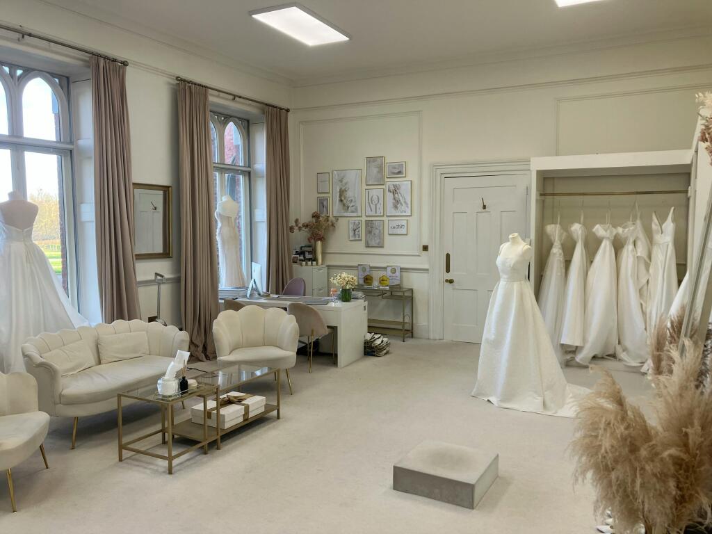 Peverel Suite, 11